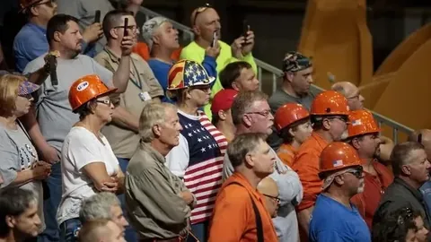 巴赫北京奥运博物馆考察盛赞“双奥”遗产应用 2025-02-21